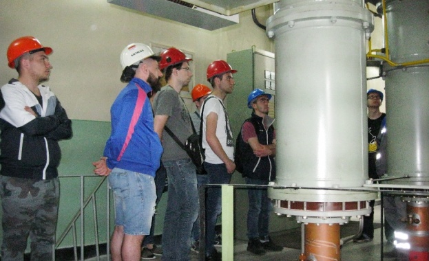 Група студени от 4 курс в Русенски университет Ангел Кънчев