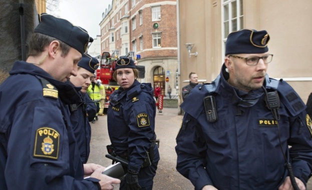 Трима души заподозрени за подготовка на терористично нападение бяха арестувани