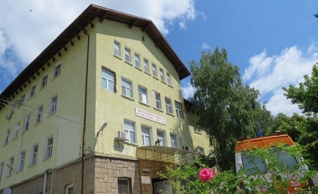 22 годишен мъж е задържан за нанесен побой над медицинска