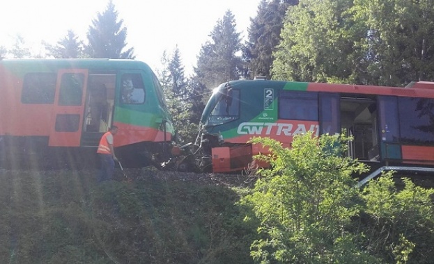 При сблъсък на два пътнически влака днес в Южна Чехия