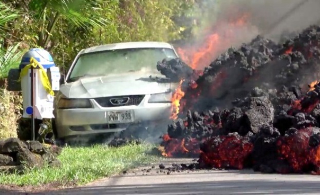 Продължава евакуацията на местните жители на големия остров на Хаваите
