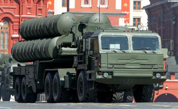 За първи път руските ракетни комплекси Искандер М взеха