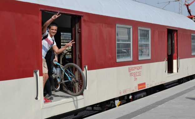 За втора поредна година БДЖ Пътнически превози ЕООД ще осигури специални