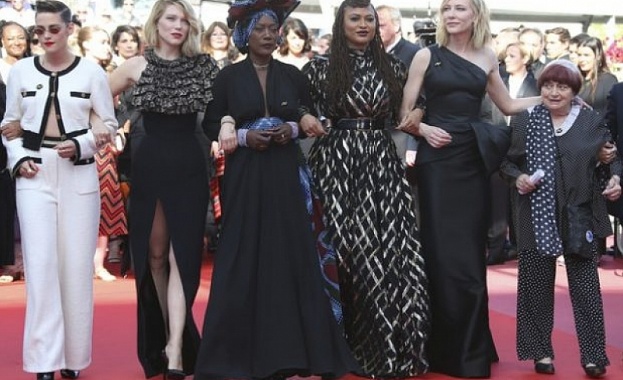 Кейт Бланшет Салма Хайек и Марион Котияр бяха сред 82