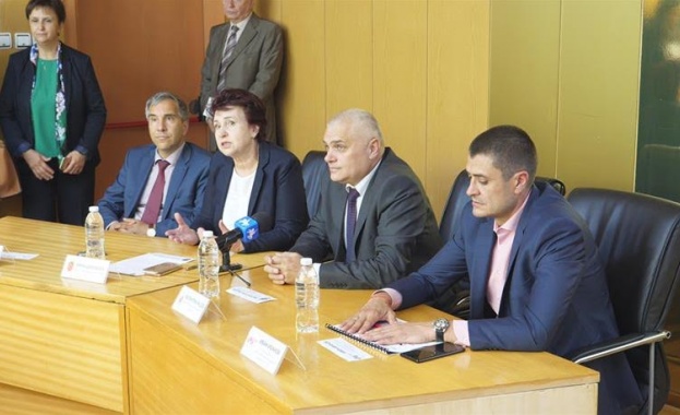 Вътрешният министър Валентин Радев и главният секретар на МВР гл