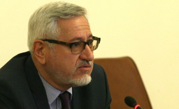 Гоце Делчев може да е герой и на България и