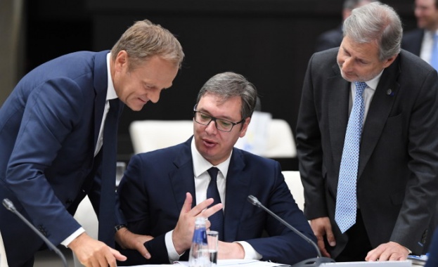 Президентът на Косово Хашим Тачи и държавният глава на Сърбия