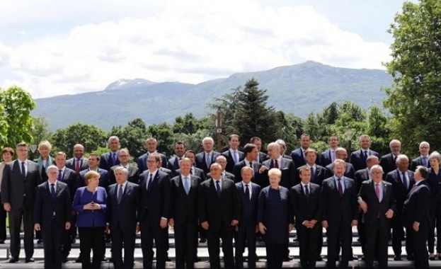 Лидерите на ЕС отново се ангажираха да сплотят държавите от