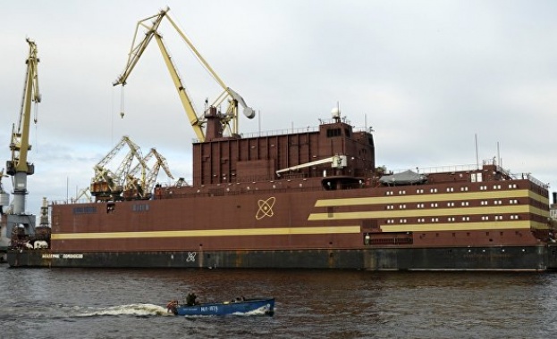 Русия обяви в събота официално съществуването на първата плаваща атомна