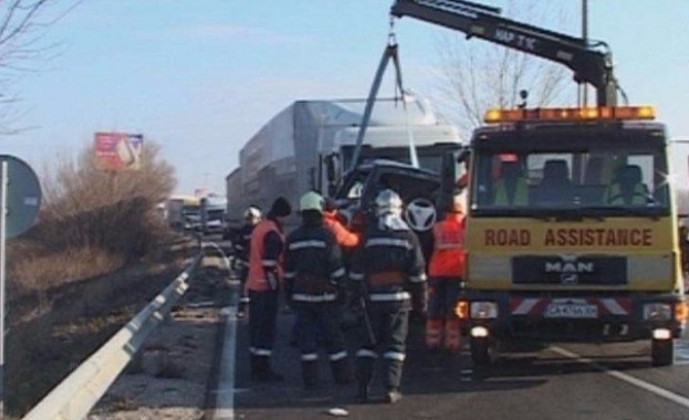 Преди обяд днес тежък пътен инцидент е станал на главен