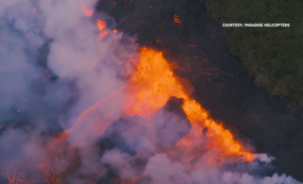 Лавата от изригващия вулкан Килауеа в Хавай създава нови опасности