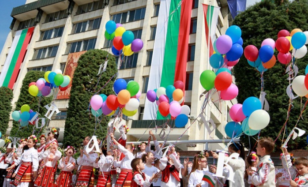 Честит Ден на българската просвета и култура и на славянската