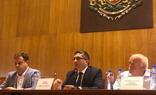 Нови 160 км от аутобана ще бъдат изградени до края