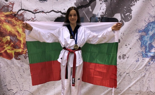Спортният талант на Еврофутбол Александра Георгиева спечели титлата при кадетките