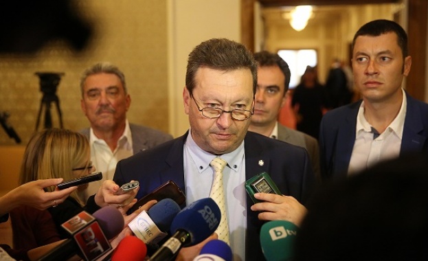 Последователни в своята политика за развитие на ядрената енергетика в