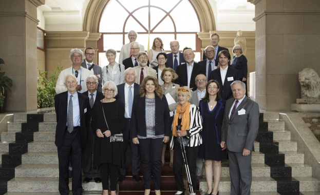 Илияна Йотова разговаря на Дондуков 2 с делегация на Асоциацията