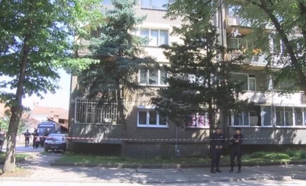 В апартамент в блок в Ботевград има намерени взривни вещества