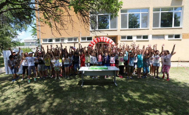 Спечелилото първо място училище ще бъде наградено от EVN България