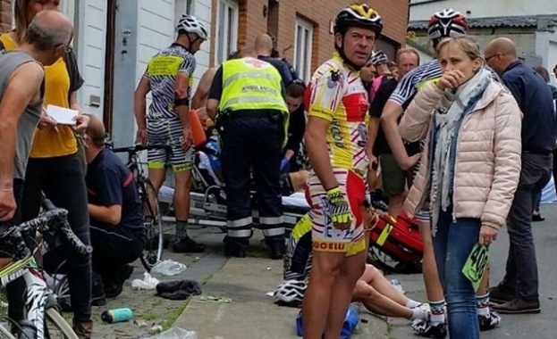 Автомобил се вряза в участници във велосипедно състезание в Белгия