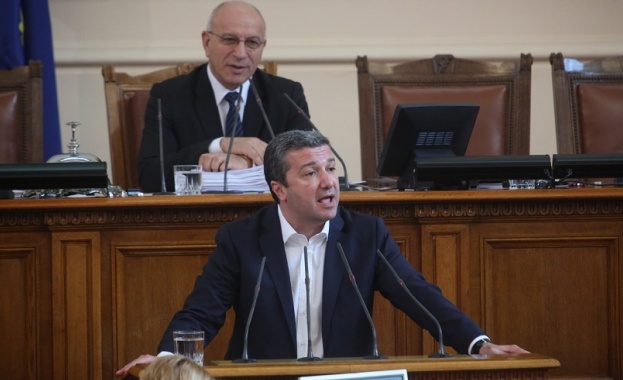 Има близо 900 осъдени които са в момента на свобода