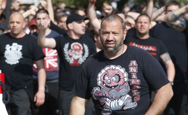 Феновете на ЦСКА побесняха от трансфера на бившия си капитан