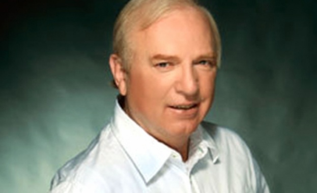 Срещу популярния естреден певец Мустафа Чаушев е стреляно с пистолет