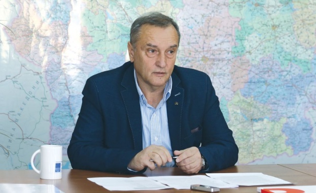 Инж Дончо Атанасов остава в ръководството на пътната агенция По