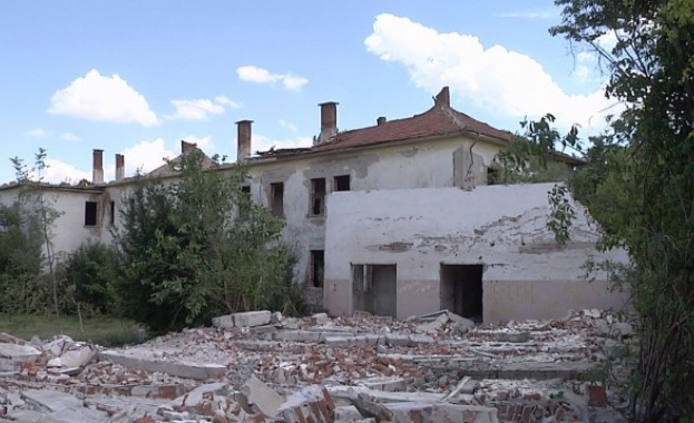 Село Новоселец е между Сливен и Нова Загора В местното