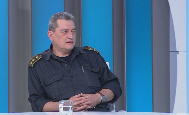 През нощта са постъпили около 50 сигнала в Националния оперативен