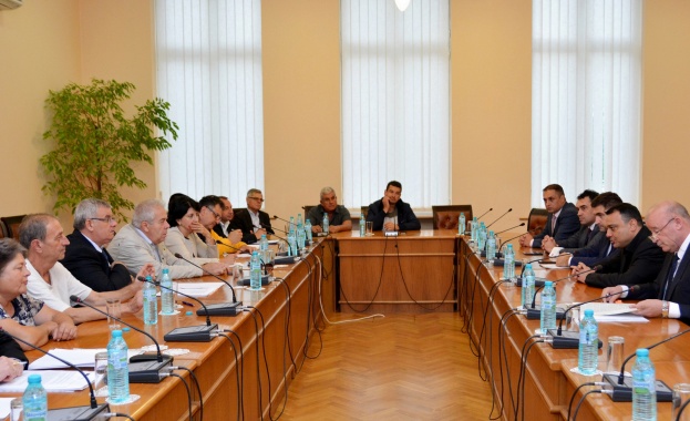 Министърът на транспорта информационните технологии и съобщенията Ивайло Московски обсъди