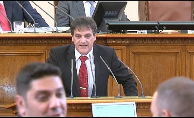 Здравната карта е безполезна тя не дава възможност за голямата