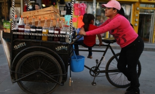 Всеки турист който купи менте на италианските плажове може да
