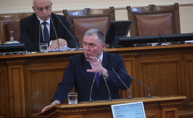 Доц Георги Йорданов Прави се опит броят на болничните легла