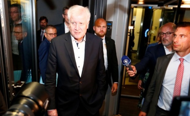 Нараства напрежението в управляващата коалиция в Германия расте Германският вътрешен