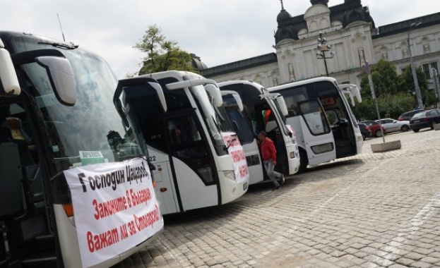 За пореден път превозвачите правят опит да преодолеят напрежението и