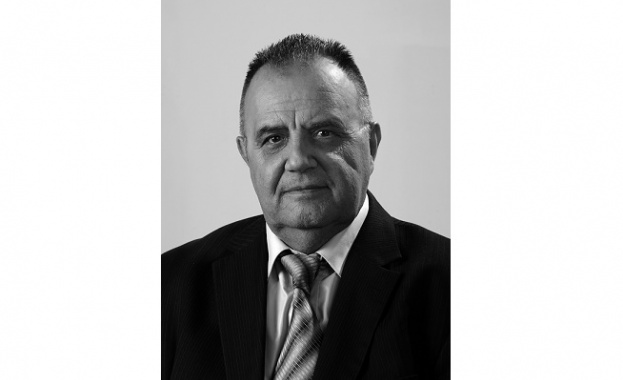 Поклонението пред покойния проф Божидар Димитров ще се състои на