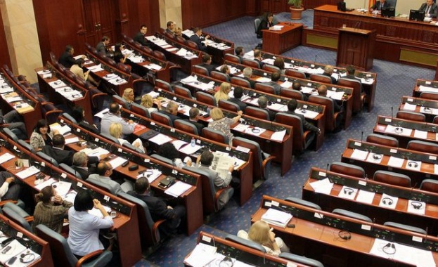 Парламентът на Македония прие за втори път договора за името,
