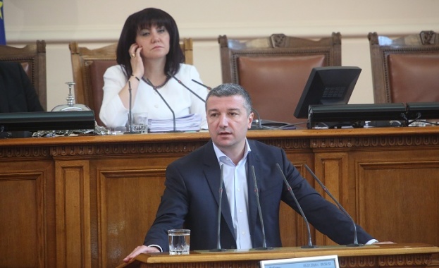 Няма натиск върху КЕВР а искаме да се спазва законът