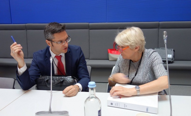 Групата на социалдемократите социалистите и прогресивните SDSP Group в Парламентарната