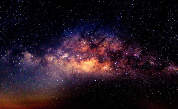 Галактиката Млечен път, която включва Слънчевата система, се сблъскала с