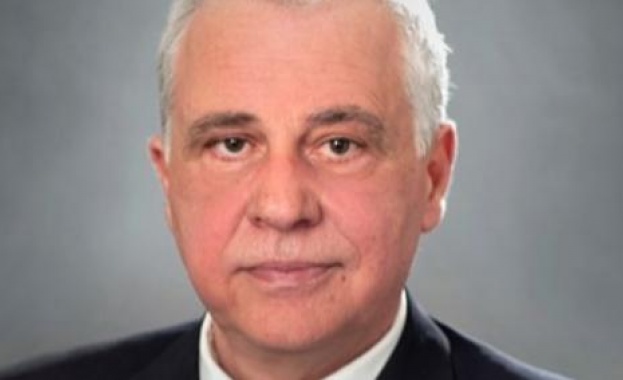 Секретарят по външна политика на президента Румен Радев Атанас Кръстин