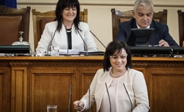 Корнелия Нинова обвини правителството че е изолирало президента по време
