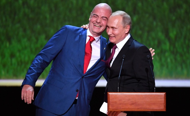 КРОСС По време на гала концерт в Болшой театър руският