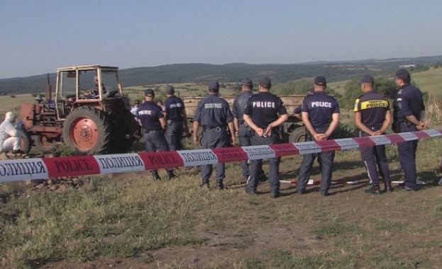 Ограничават се големи обществени прояви със струпване на хора в