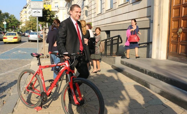 Николай Николов предлага да бъде поставена 360 градусова камера до пешеходната