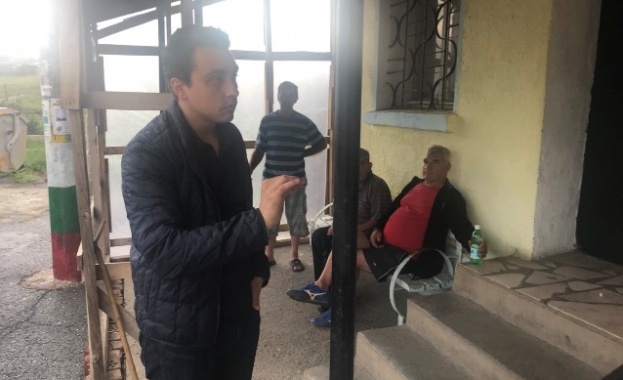 Евродепутатът посети села от община Болярово и община Средец и