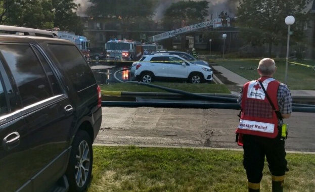 Стотици хора бяха евакуирани заради пожар в северозападната част на