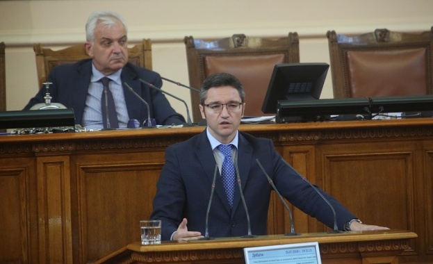 Г н Радев споменахте че се търси начинът по който заразата