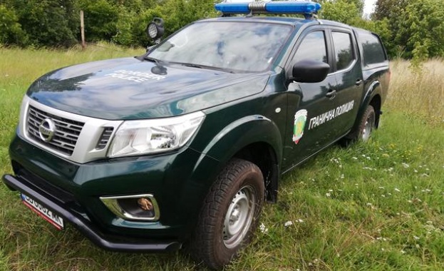 Вчера към 20 30 ч граничен полицейски автопатрул от ГПУ Трън забелязал