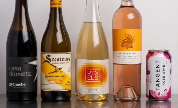 New Bloom Winery използват италианския сорт Глера от който се